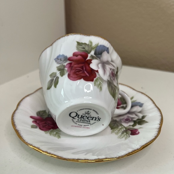Queen’s China Summer Glory Teacup & Saucer | English Bone China - Picture 2 of 6